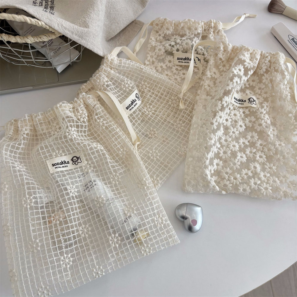 Travel Accessories Set - Lace Embroidered Daisy Mesh Drawstring Makeup