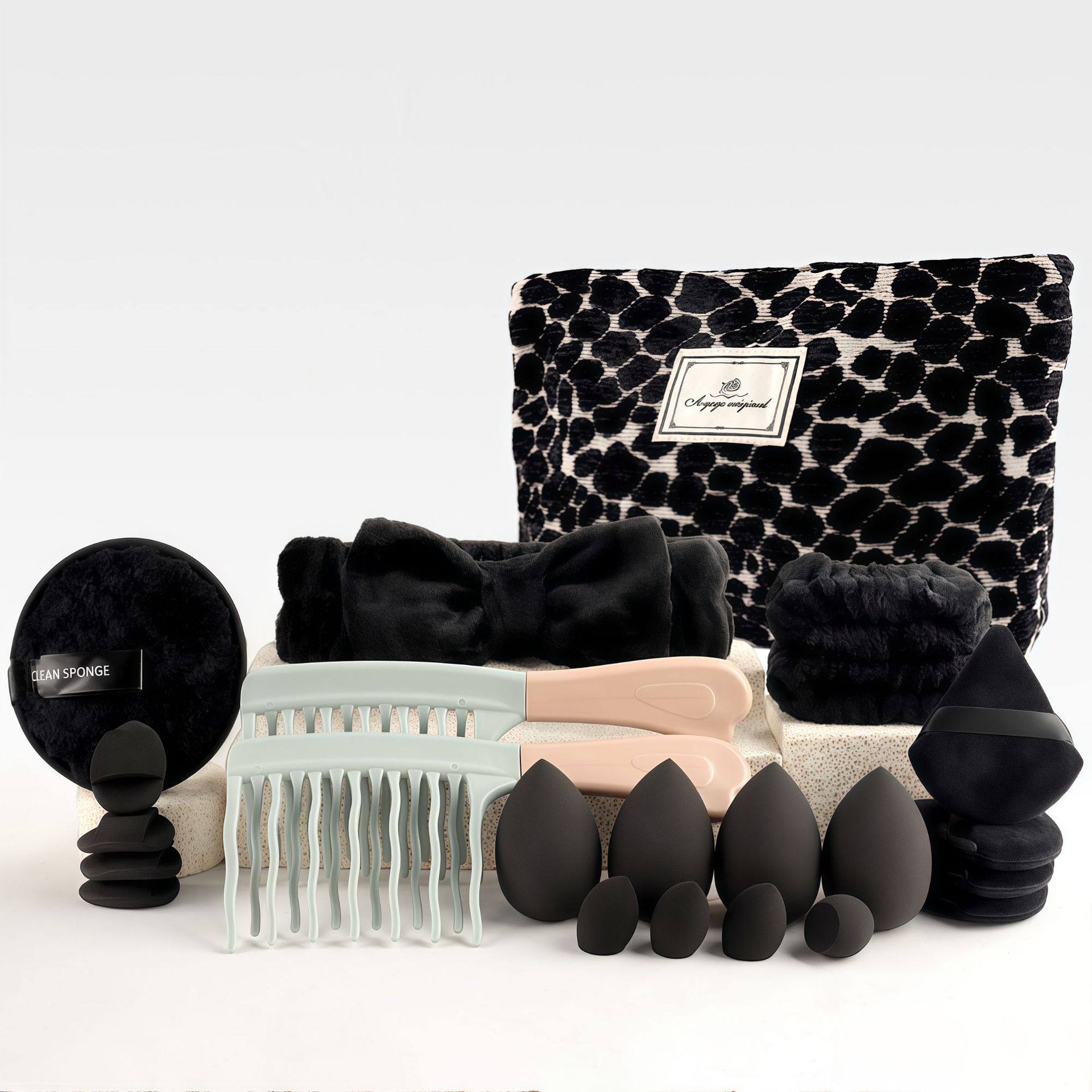 Makeup Brush Set Chic Fragranc - Travel Accessories Set recension och pris